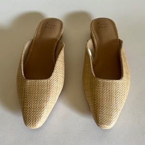 NWOT A New Day Woven Mules Sz. 7